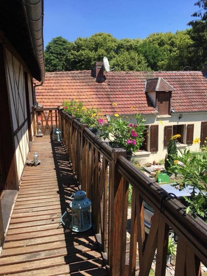 Au Fil De L'Eau & Gite "Le Jardin Du Moulin" Fourges Exterior foto